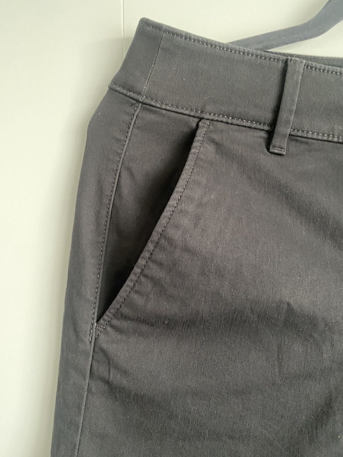 Loft Loft Mid Rise NWT Bermuda Shorts Women's 2 Dark Gray Size 26" / US 2 / IT 38 - 4 Thumbnail