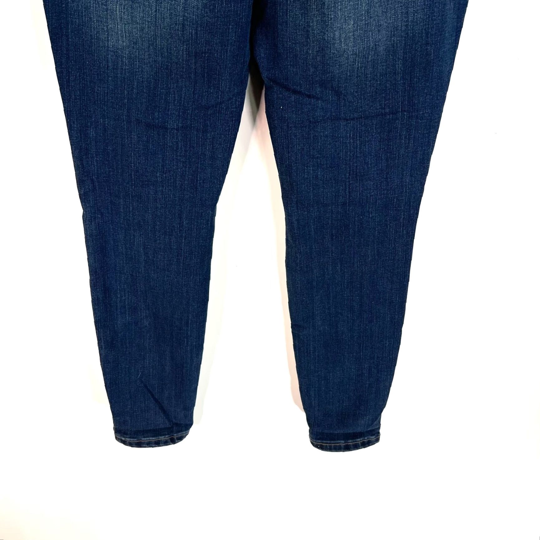 Vintage Maurices M. Jeans Denim Skinny High Rise Distressed Blue Womens Size M Jeans Size 32" / US 10 / IT 46 - 7 Thumbnail