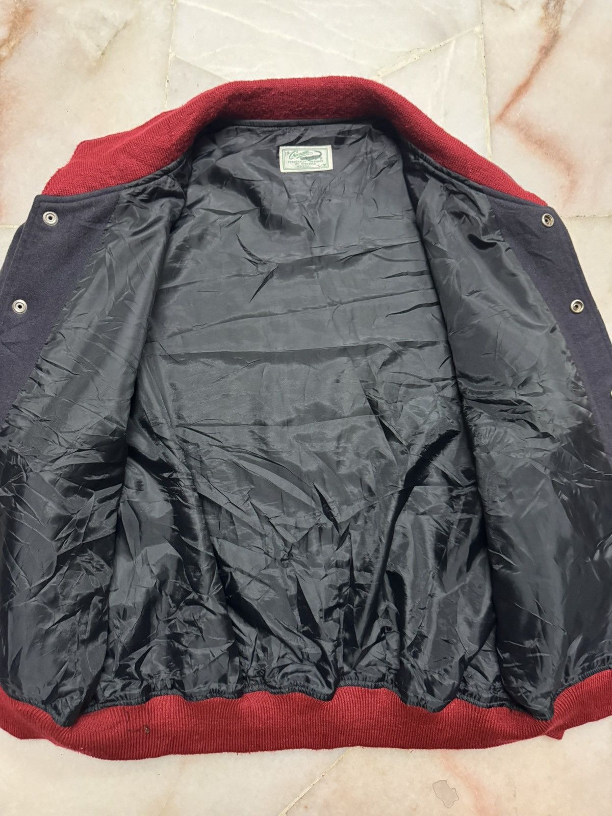 Japanese Brand VINTAGE 1990s CROCODILE NAVY BLUE VARSITY WOOL JACKET Size US L / EU 52-54 / 3 - 11 Thumbnail