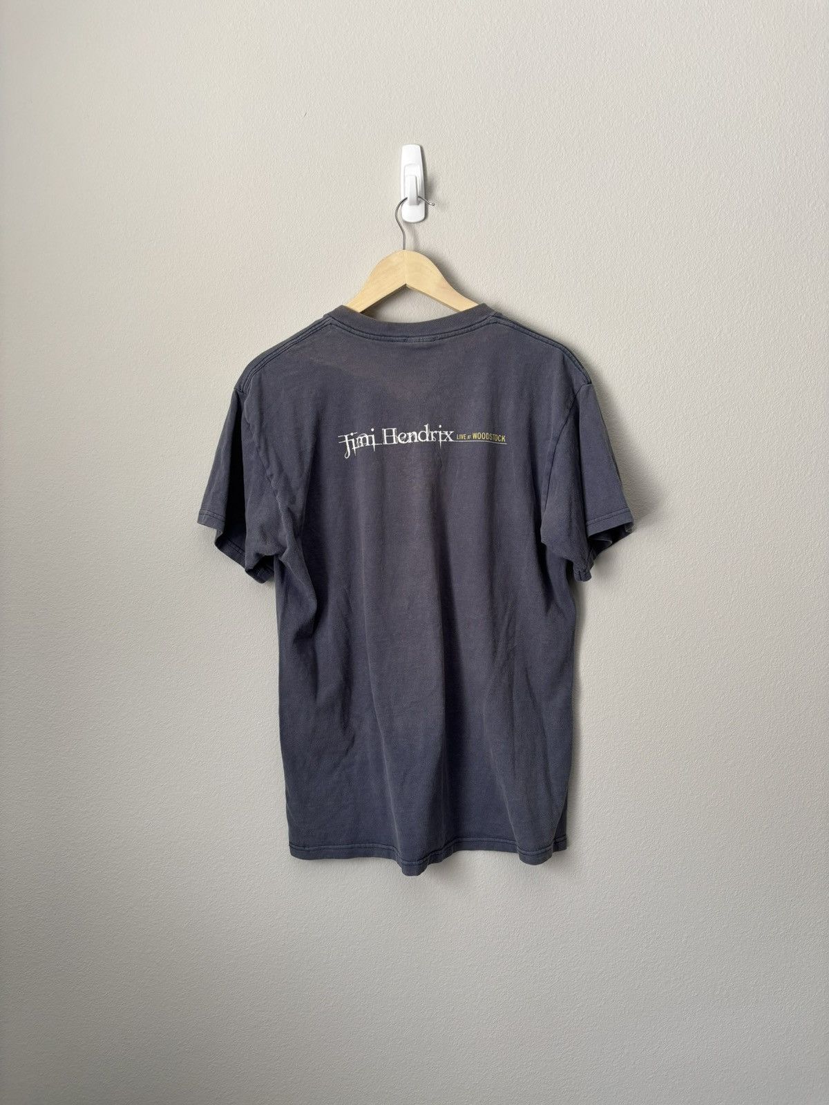 Jimi Hendrix Vintage 2002 Jimi Hendrix Live At Woodstock Band Tee Size US M / EU 48-50 / 2 - 7 Thumbnail