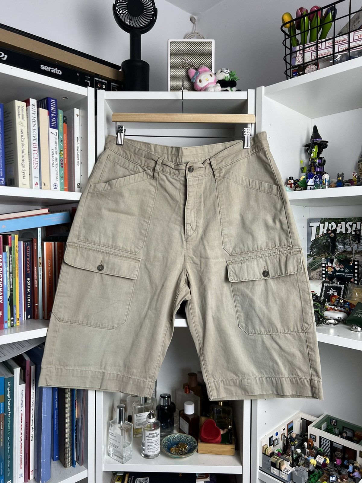 Levi's × Vintage Vintage Levi’s 811 baggy cargo shorts jorts 32 skate wide leg Size US 32 / EU 48 - 1 Thumbnail