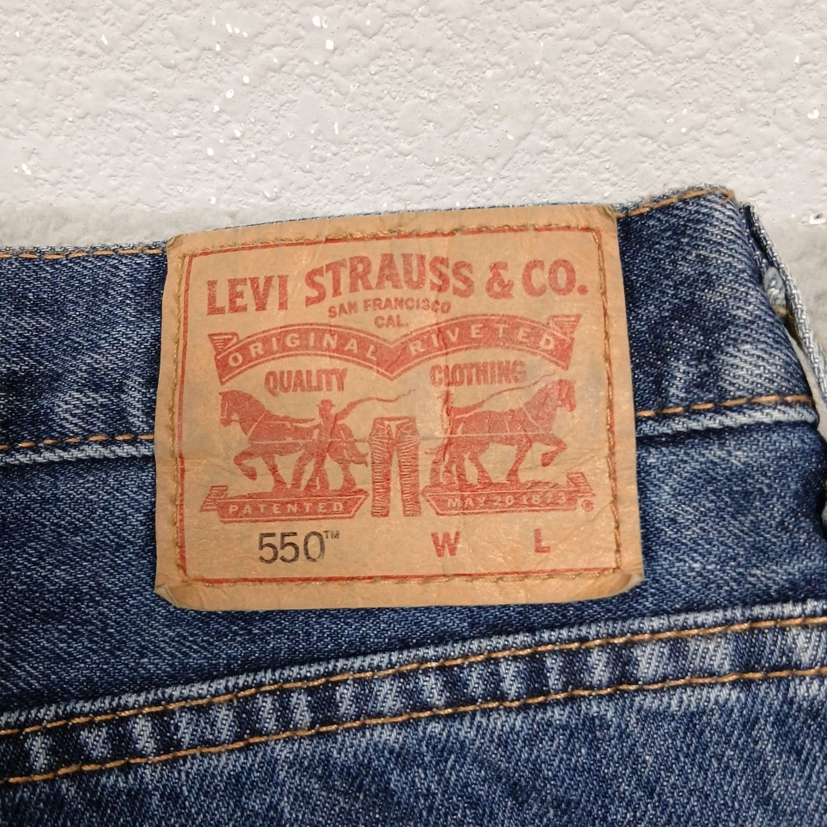 Levi's Levi's 550 Relaxed Fit Jeans Mens 50x32 Big & Tall Denim EUC Blue Medium Wash 5-Pocket Size US 34 / EU 50 - 4 Thumbnail