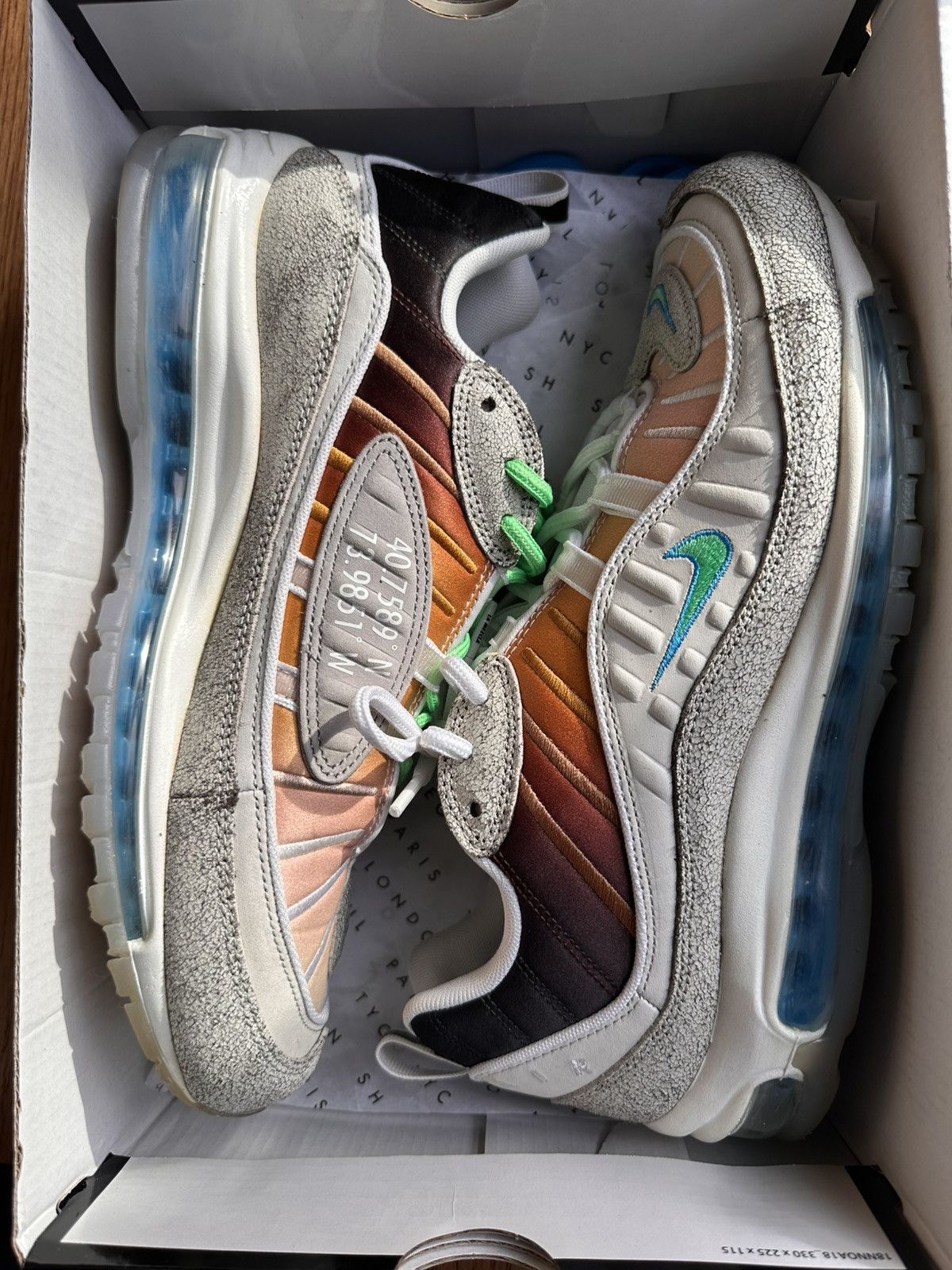 Nike Size 9.5 - Nike Air Max 98 OA GS Low On Air: NYC La Mezcla Size US 9.5 / EU 42-43 - 2 Thumbnail