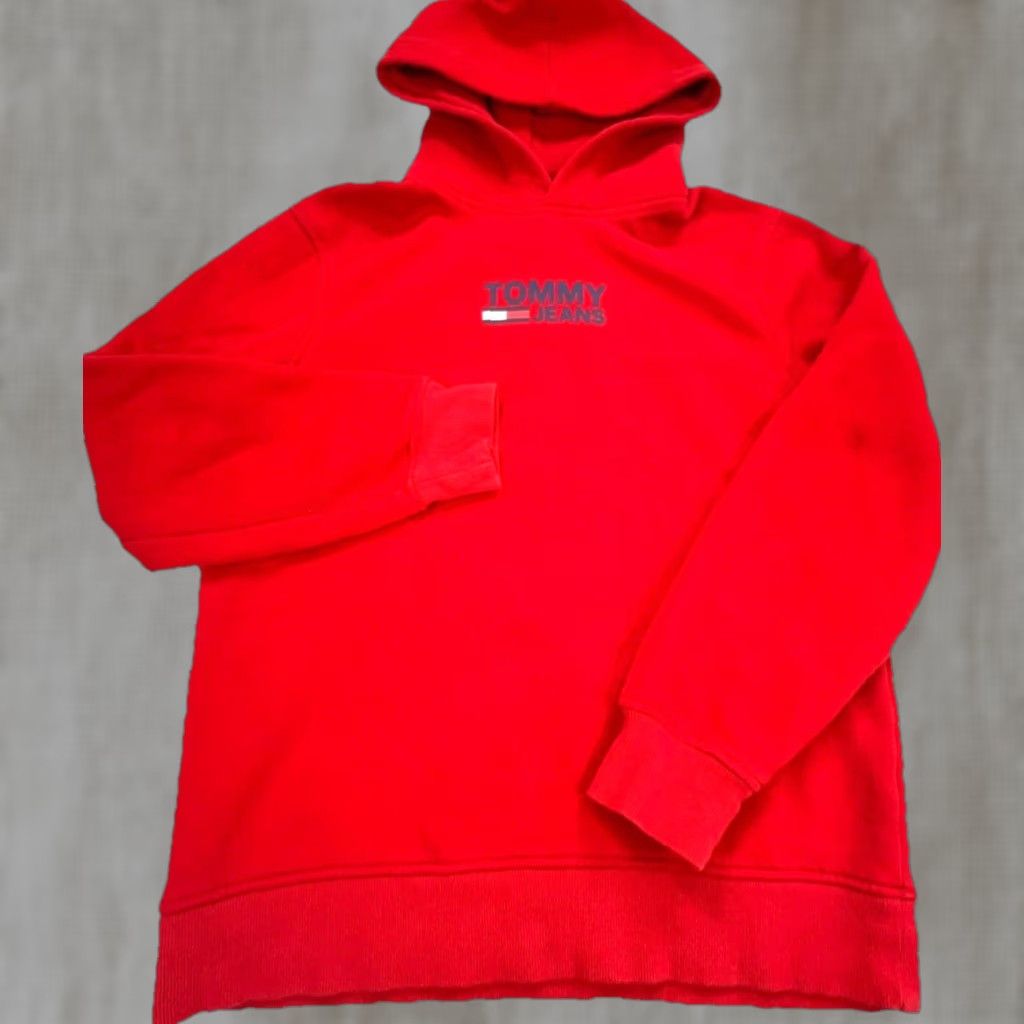 Tommy Hilfiger VINTAGE Tommy Hilfiger Hoodie Men Medium Red Sweatshirt Sweater Spell Out VTG Y2K Size US M / EU 48-50 / 2 - 1 Thumbnail