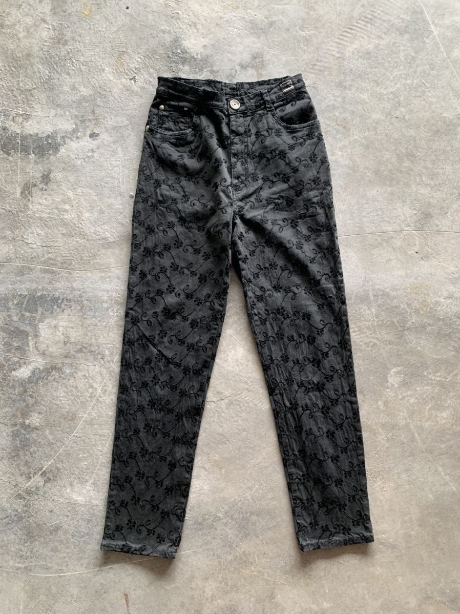 Designer × Versace × Vintage versace all over design floral embroidery luxury Size US 27 - 1 Thumbnail