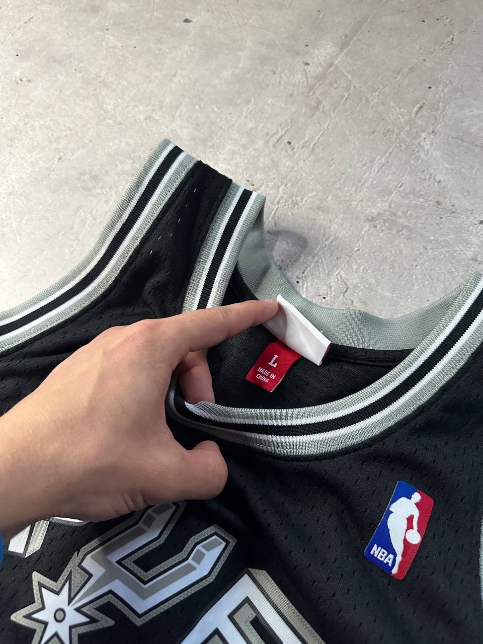 Mitchell & Ness × NBA San Antonio Spurs Tony Parker 2001-02 Hardwood Jersey Shirt Size US L / EU 52-54 / 3 - 5 Thumbnail