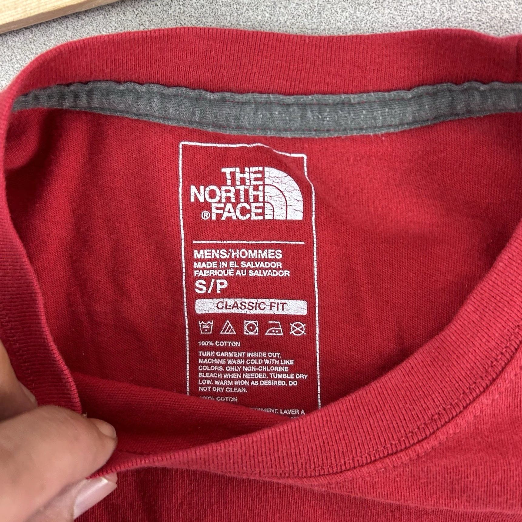 The North Face The North Face Shirt Mens Small Red Graphic Print Crewneck Casual Outdoor Size US S / EU 44-46 / 1 - 3 Thumbnail
