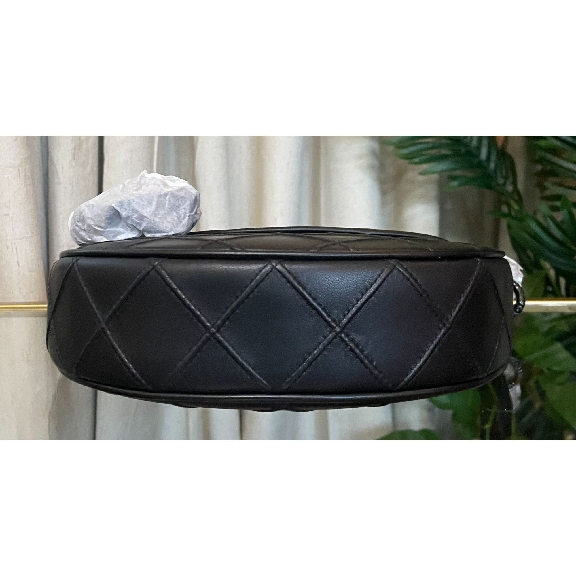 Tory Burch NWT! Authentic Tory Burch Black Leather Cresent Fleming Han Size ONE SIZE - 12 Thumbnail