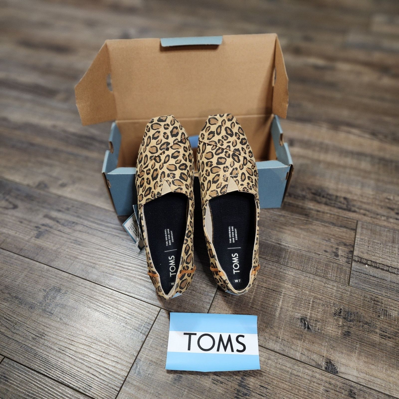 Toms New Toms Desert Tan Microfiber Leopard Print SZ 7NIB Shf Size US 7 / IT 37 - 1 Thumbnail