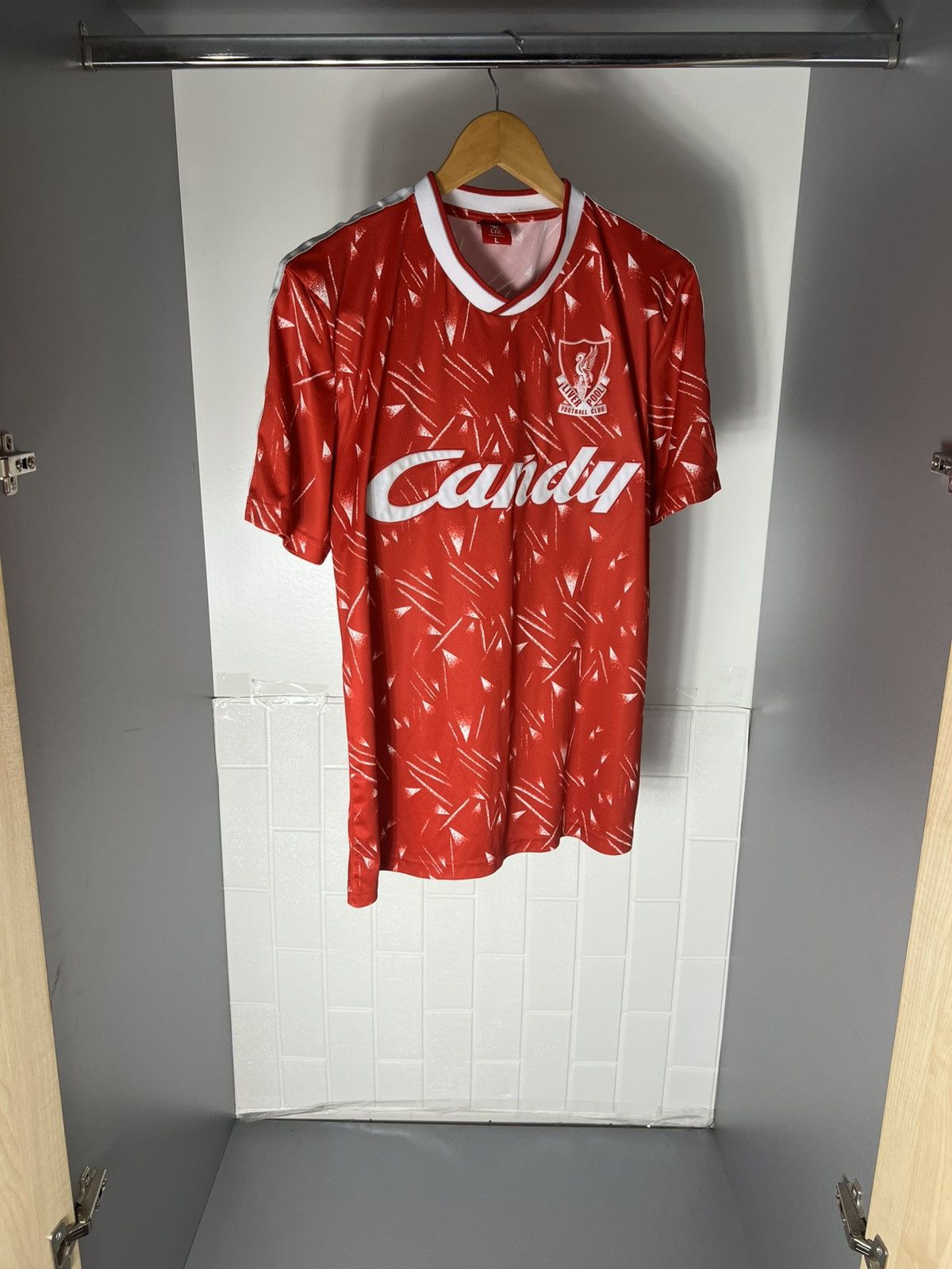 Vintage VERY RARE LIVERPOOL ENGLAND SOCCER JERSEY RETRO CANDY 90s Size US L / EU 52-54 / 3 - 5 Thumbnail
