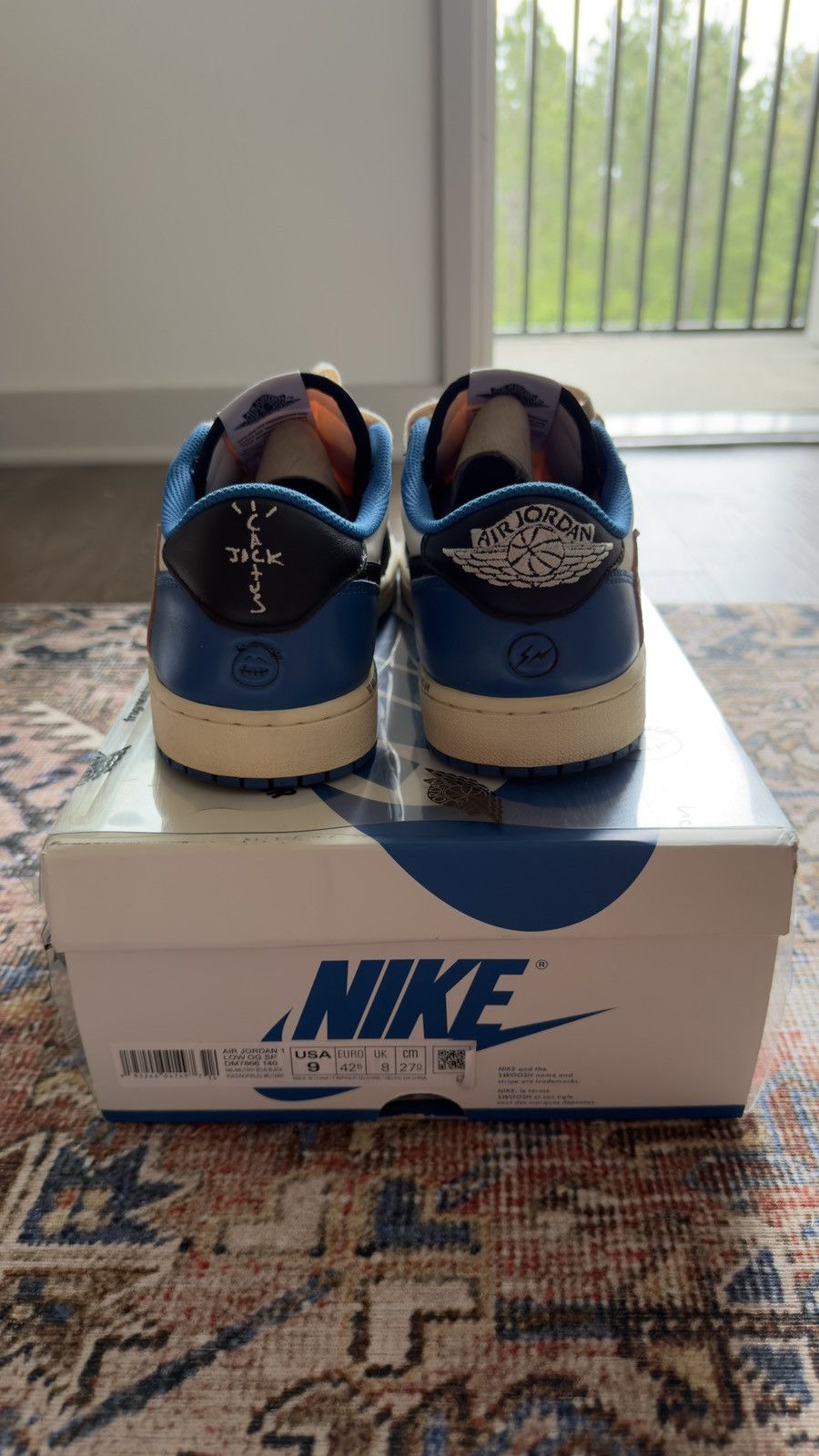 Fragment Design × Jordan Brand Air jordan 1 low fragment x Travis scott Size US 9 / EU 42 - 7 Thumbnail