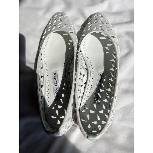 Manolo Blahnik Manolo Blahnik Gelista Perforated Flat in White‎ Geometric F Size US 5.5 / IT 35.5 - 8 Thumbnail
