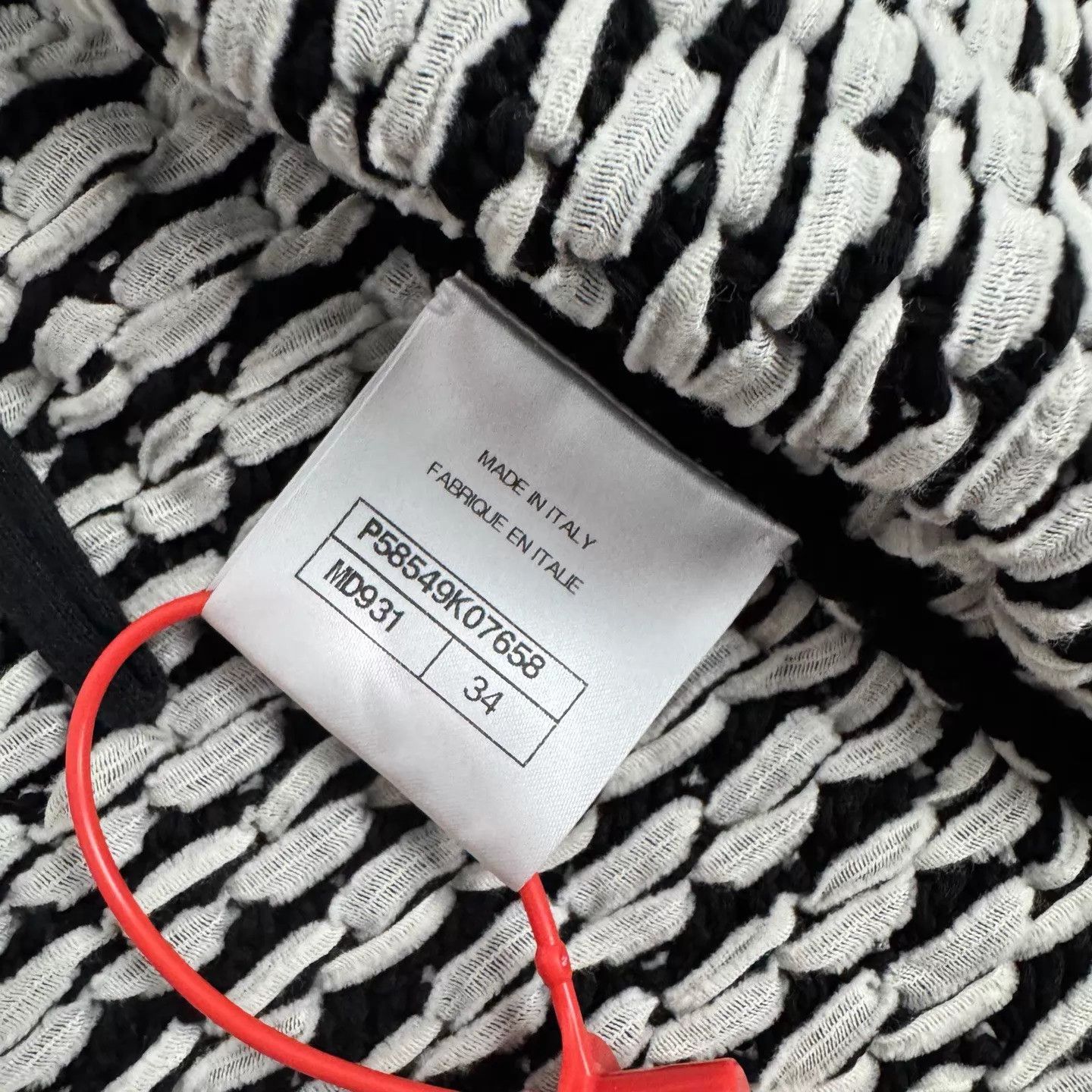 Chanel Chanel Women's B&W Wave V-Neck Belted Cardigan 34 Size XS / US 0-2 / IT 36-38 - 6 Thumbnail