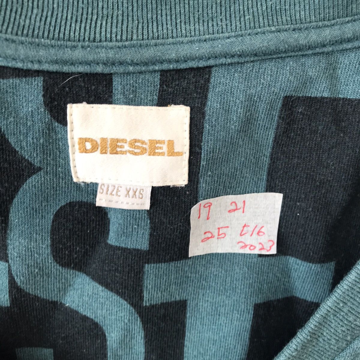 Diesel Diesel crop top sweater pullover vneck Size XS / US 0-2 / IT 36-38 - 7 Thumbnail