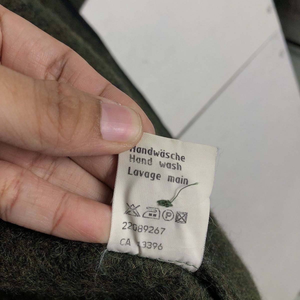 Vintage Vintage Cashmere Wool Jacket Giesswein Austria Double Collar Size US M / EU 48-50 / 2 - 18 Thumbnail