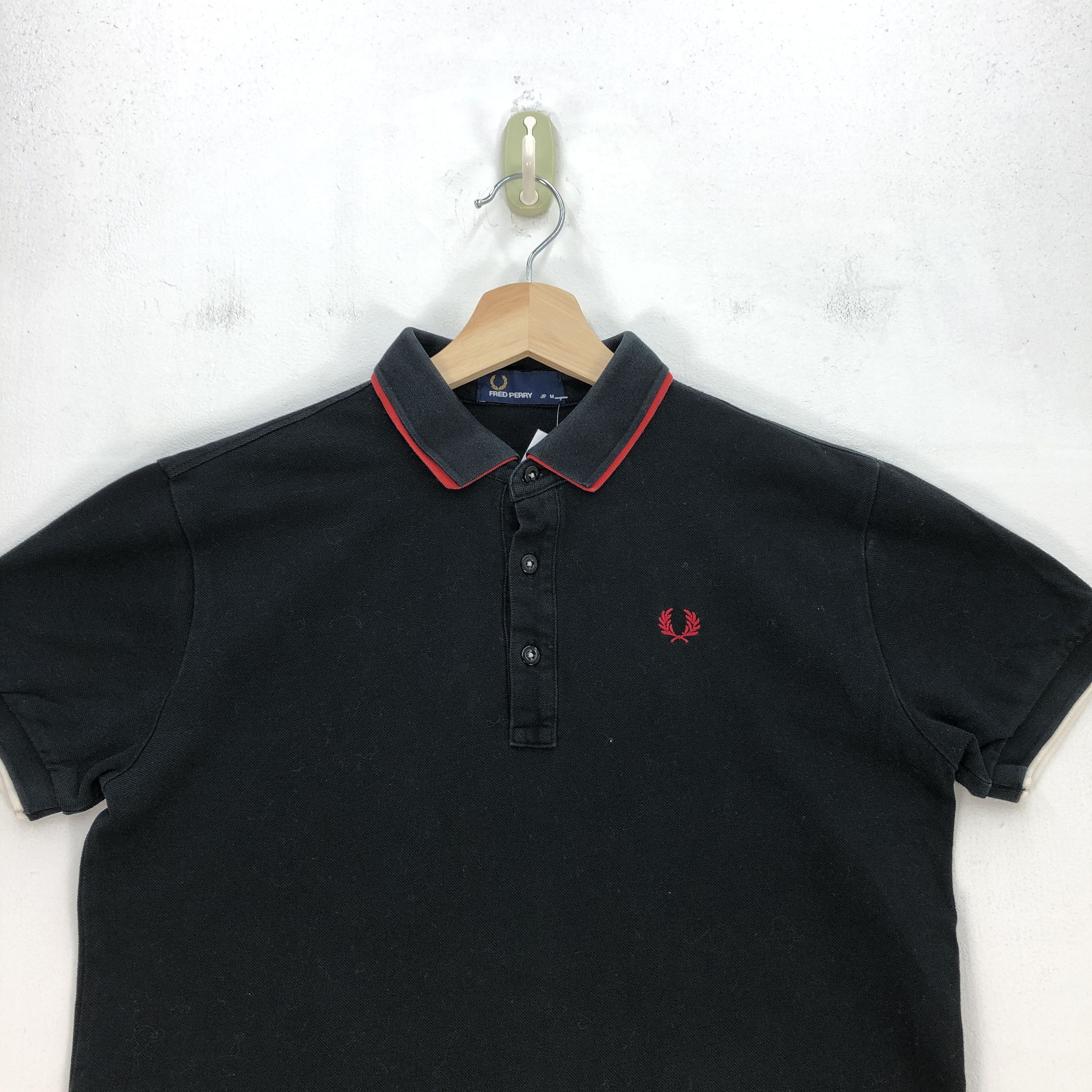 Fred Perry × Vintage Vintage 90s Fred Perry T Shirt Fred Perry Polo Shirts Tees Size XS / US 0-2 / IT 36-38 - 2 Thumbnail
