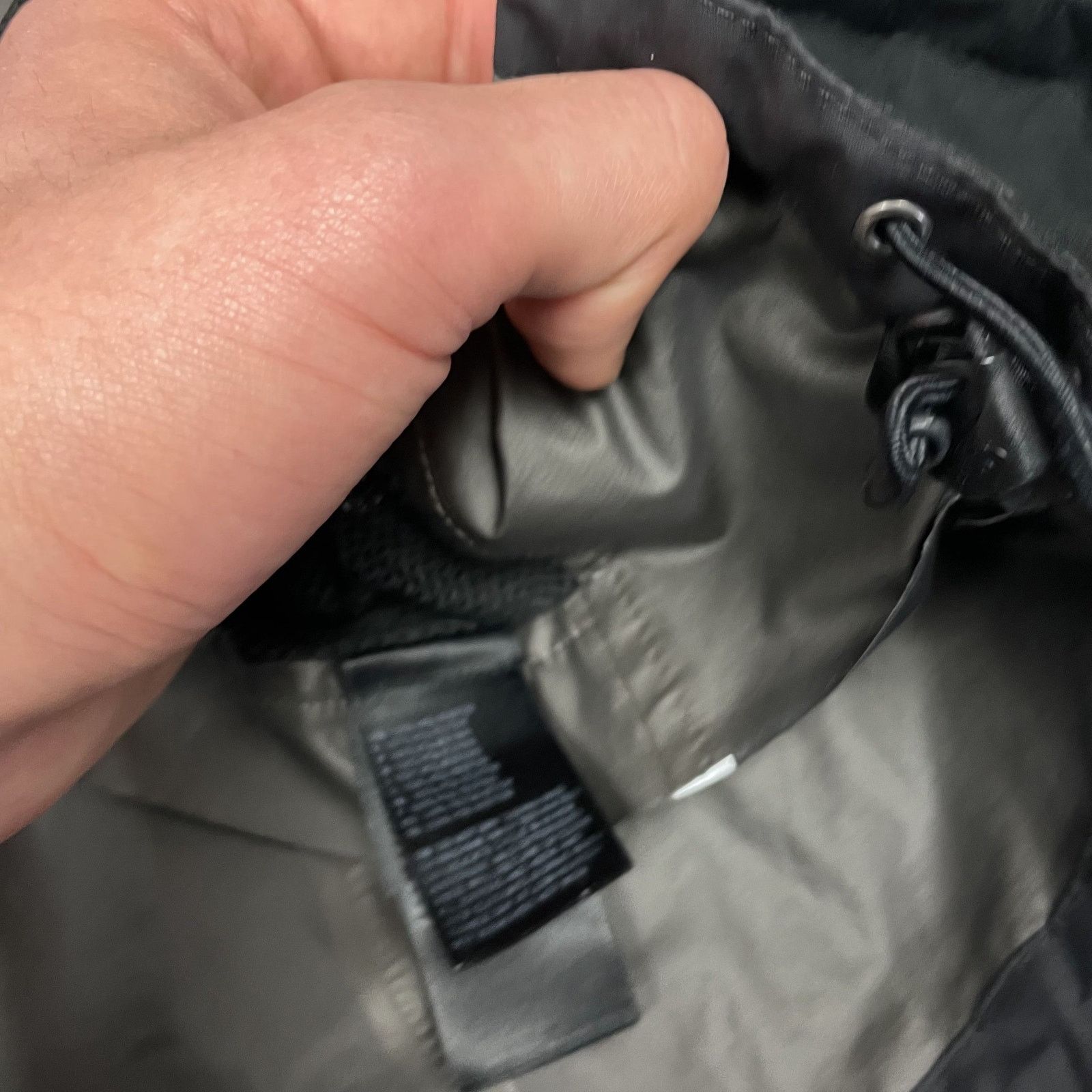 The North Face × Vintage The North Face Women's Gore-Tex Paclite Shell Rain Jacket L Size L / US 10 / IT 46 - 17 Thumbnail