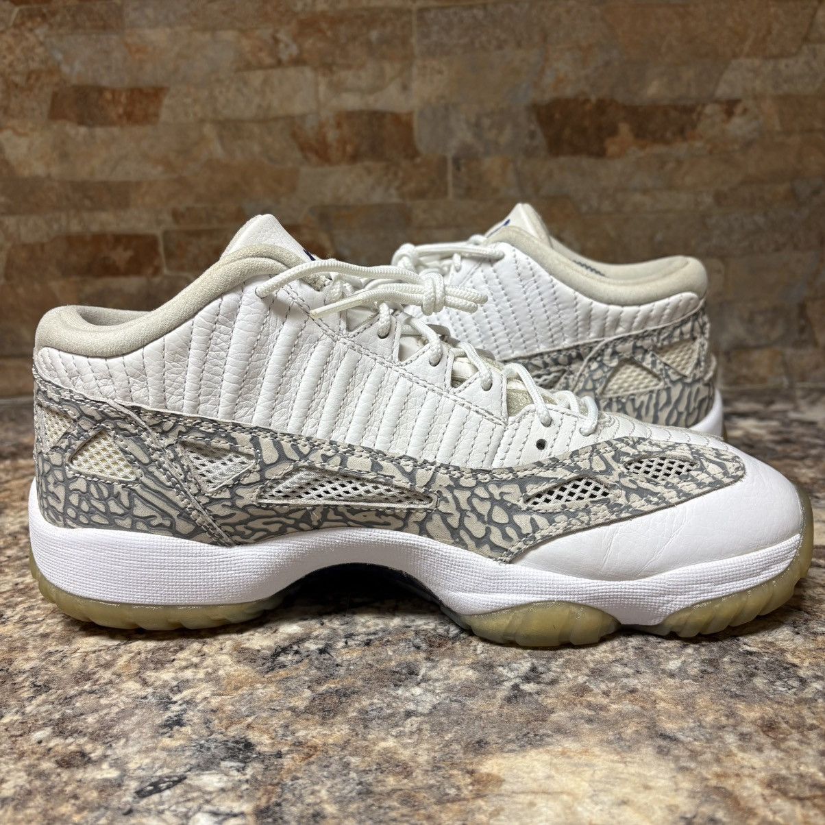 Jordan Brand Air Jordan 11 Low IE Cobalt 2015 Size 8 Size US 8 / EU 41 - 6 Thumbnail