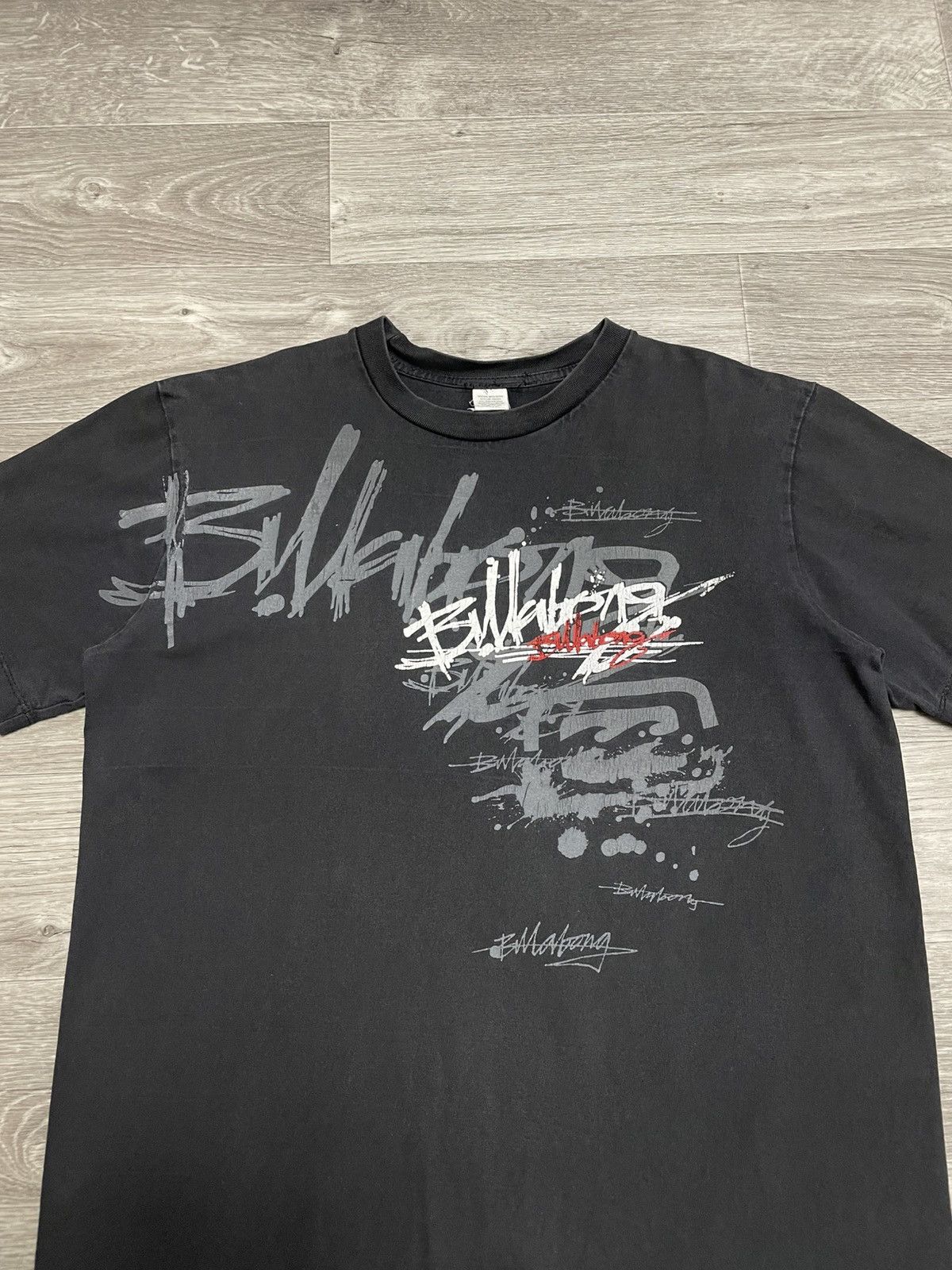 Billabong Vintage Billabong Surf Style T-Shirt 90s Size US S / EU 44-46 / 1 - 2 Thumbnail