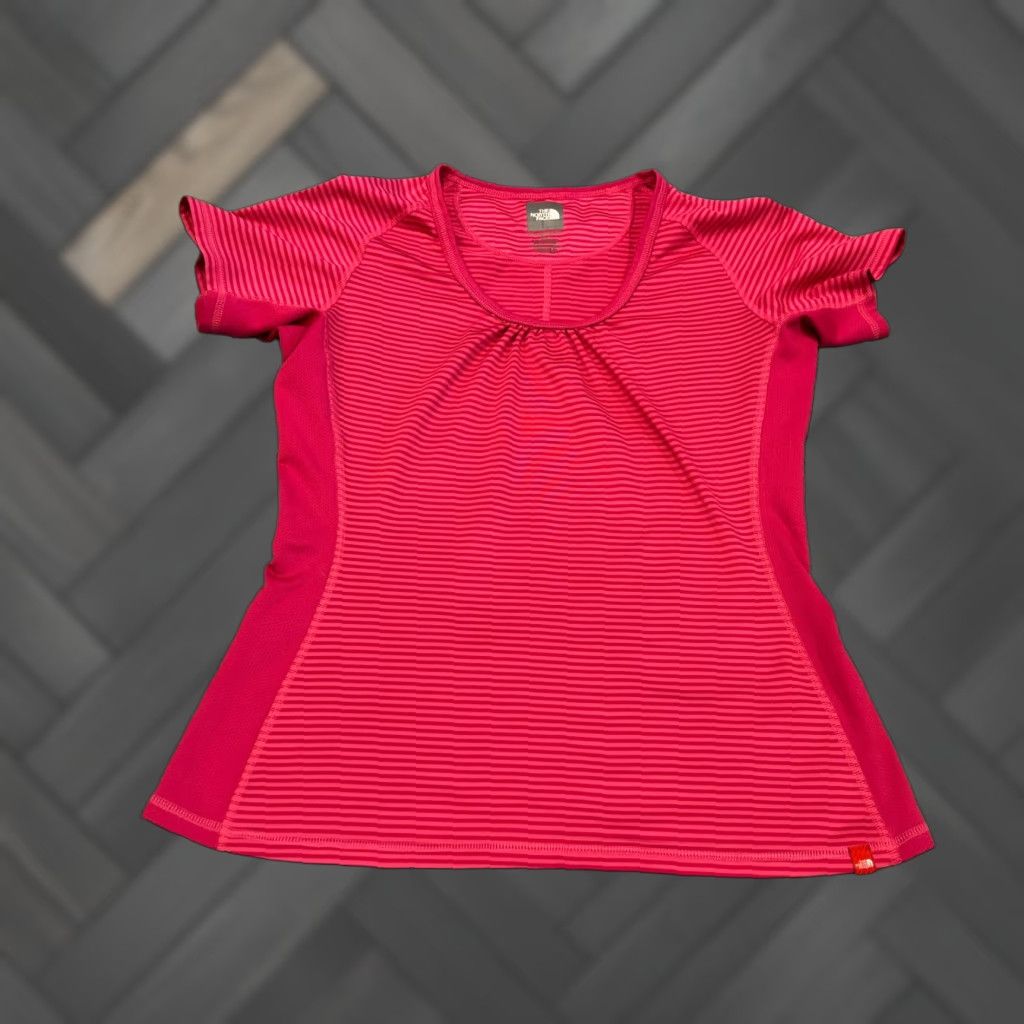 The North Face The North Face Vapor Wick Short Sleeved Top Womens Med Pink T Shirt Base Layer Size M / US 6-8 / IT 42-44 - 1 Thumbnail