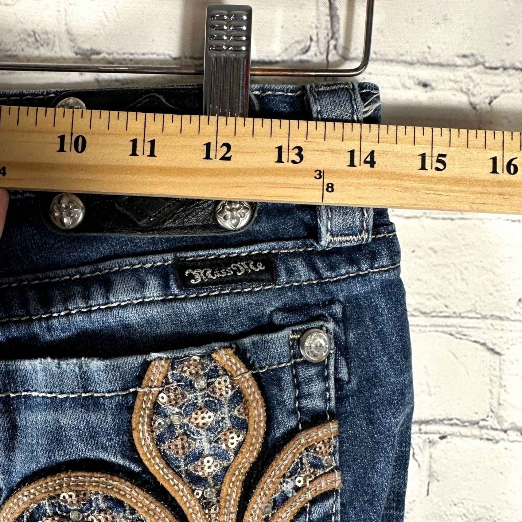 Miss Me Miss Me Jeans Bootcut Blue Fleur De Lis Sequin Embroidered Medium Wash 27 Womens Size 27" / US 4 / IT 40 - 7 Thumbnail