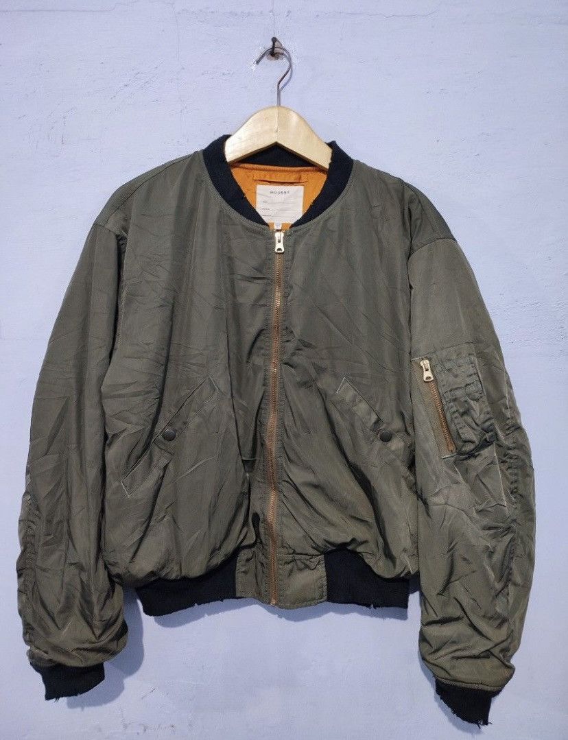 Vintage Bomber Jacket Ripped Moussy Original Size US L / EU 52-54 / 3 - 2 Thumbnail