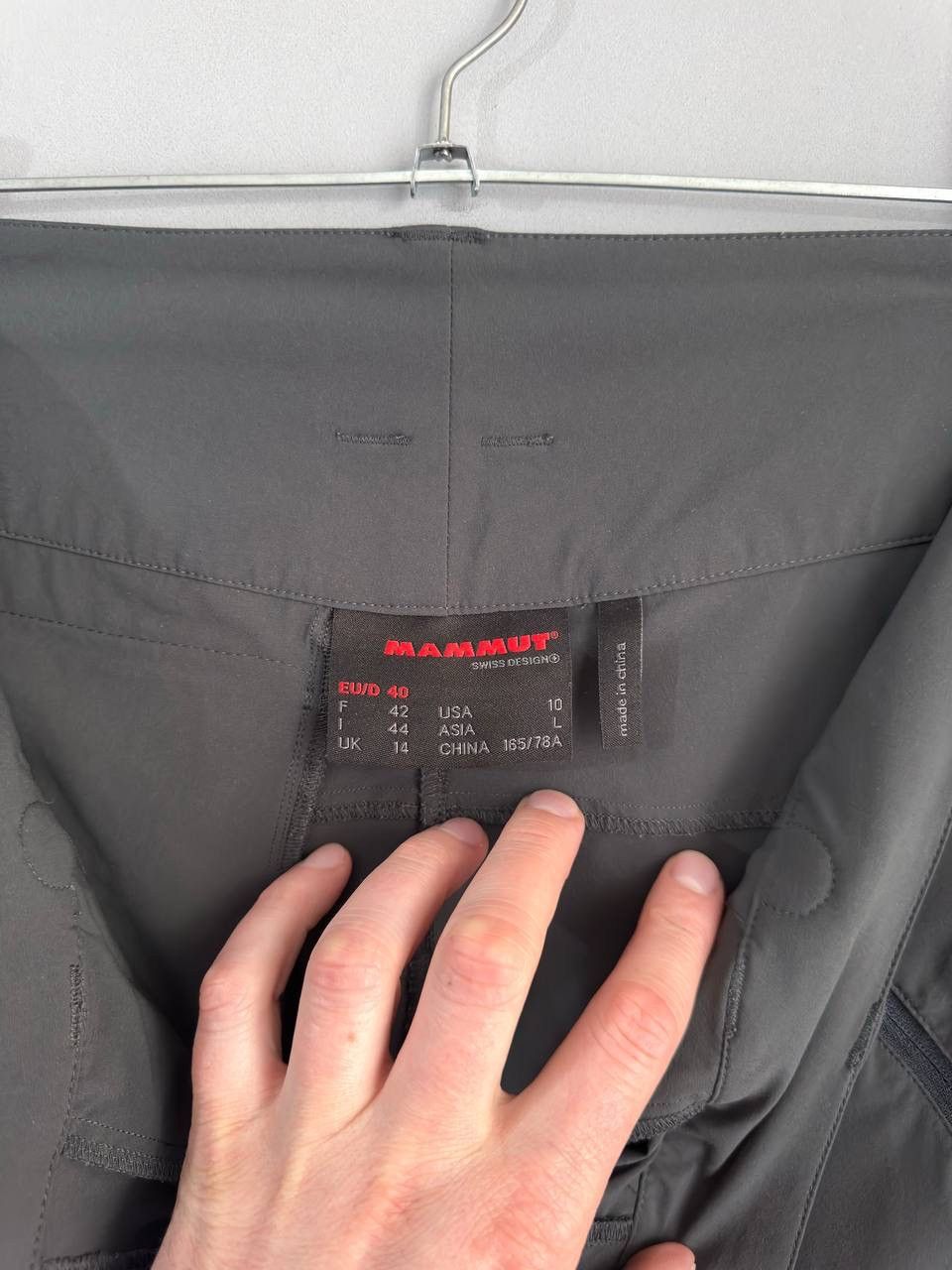 Mammut Mammut Women's Outdoor Hiking Lightweight Pants, UK14 / US10 Size 32" / US 10 / IT 46 - 16 Thumbnail