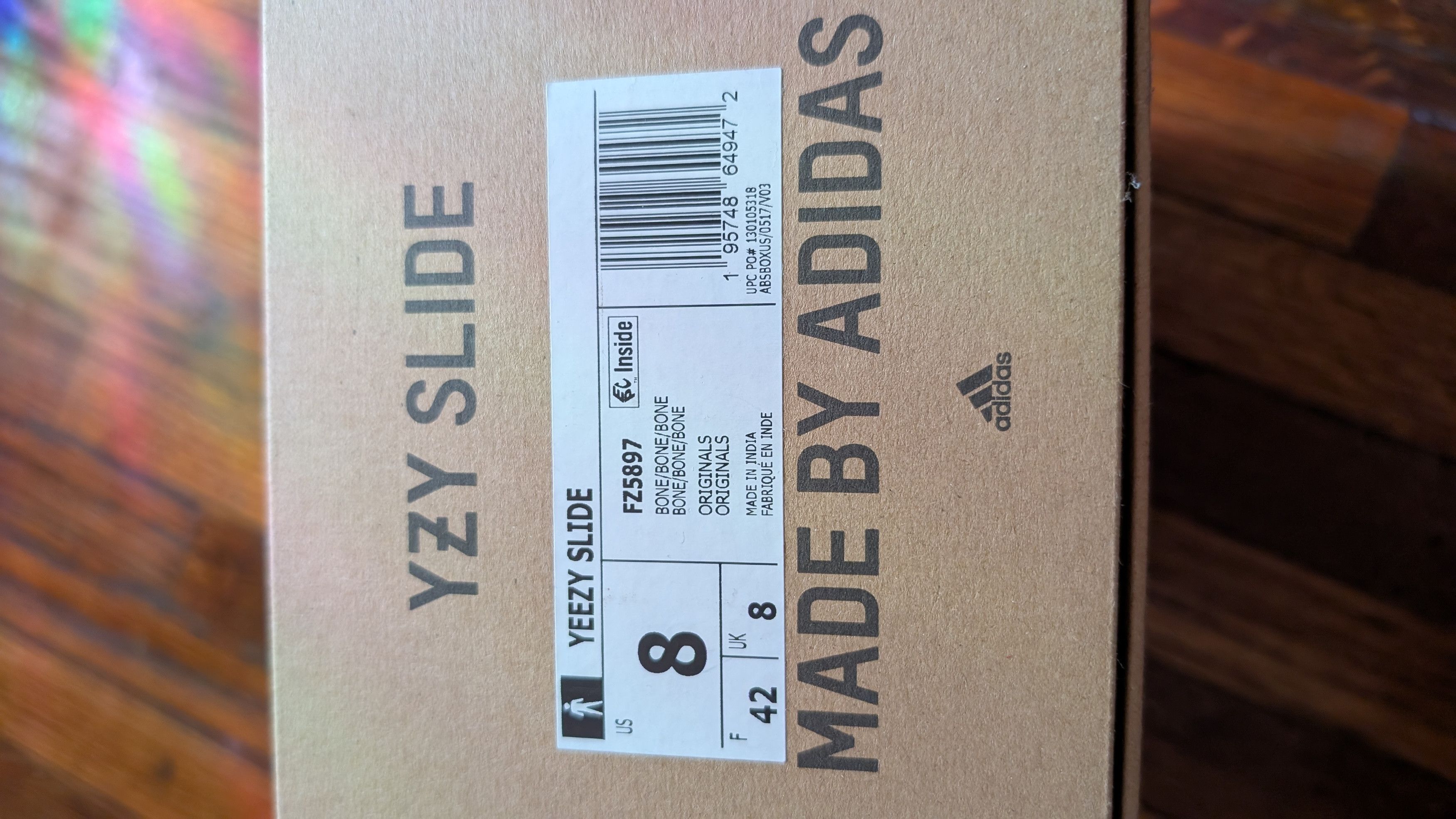Adidas Adidas Yeezy slides Size US 8 / EU 41 - 6 Thumbnail