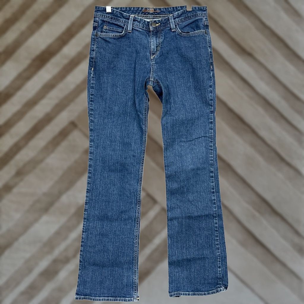 Eddie Bauer Eddie Bauer Womens Jeans Blue Denim Mid Rise Classic Fit Cotton Spandex 6 Jeans Size 28" / US 6 / IT 42 - 1 Thumbnail
