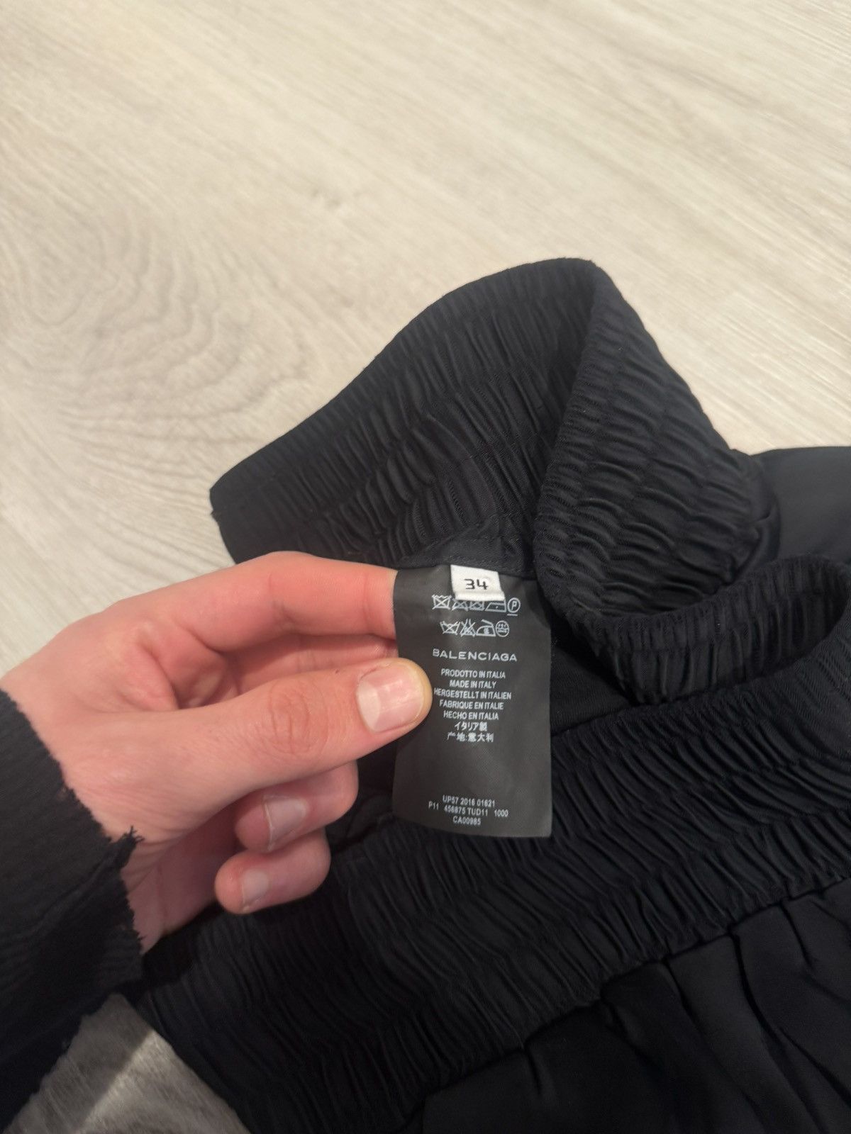 Balenciaga s/s 2018 silk wide leg sweatpants!! Size US 28 / EU 44 - 7 Thumbnail