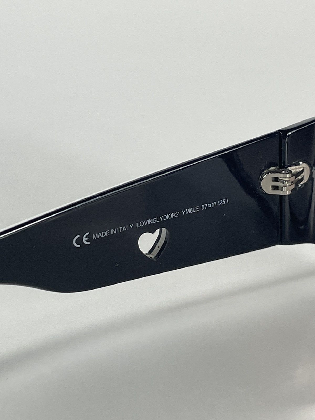 Designer × Dior × Vintage Black vintage retro y2k 00s heart big logo sunglasses Dior Size ONE SIZE - 8 Thumbnail