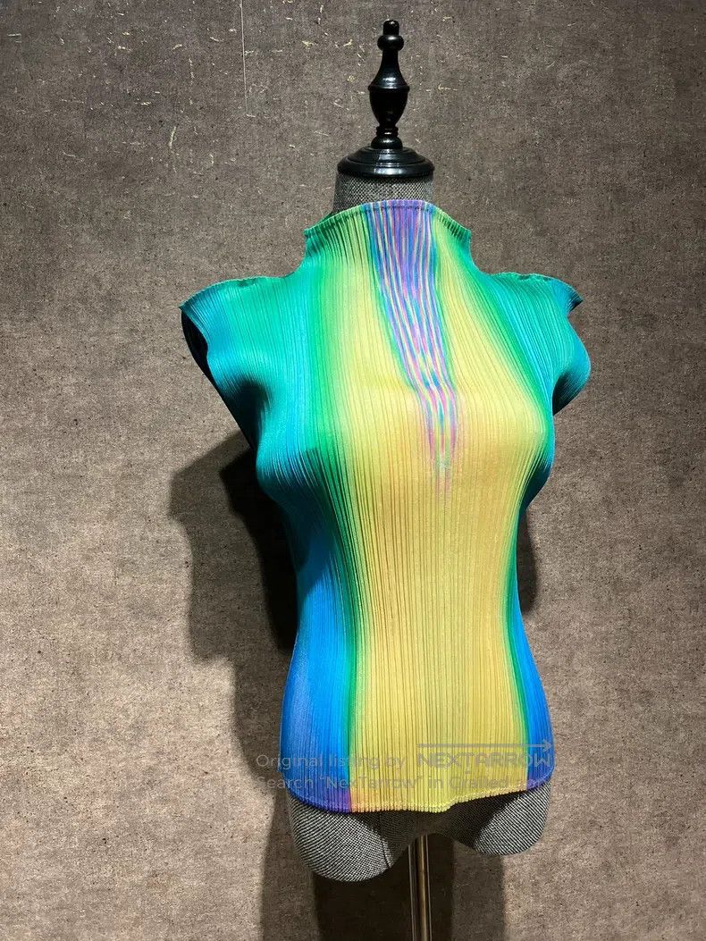 Issey Miyake Issey Miyake Aurora Sleeveless Top Size L / US 10 / IT 46 - 4 Thumbnail
