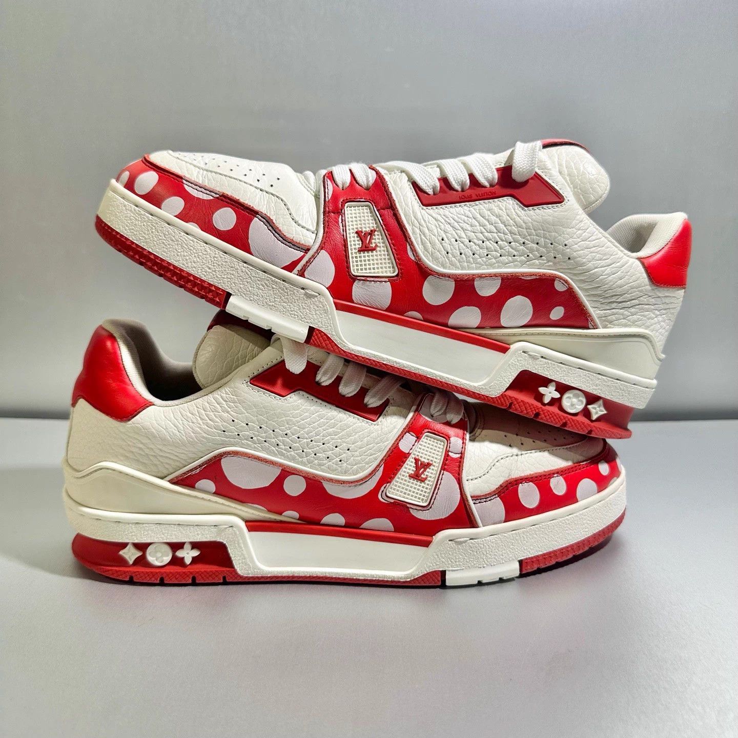 Louis Vuitton Louis Vuitton x Yayoi Kusama Trainer 6/40 Mint Size US 7 / EU 40 - 3 Thumbnail