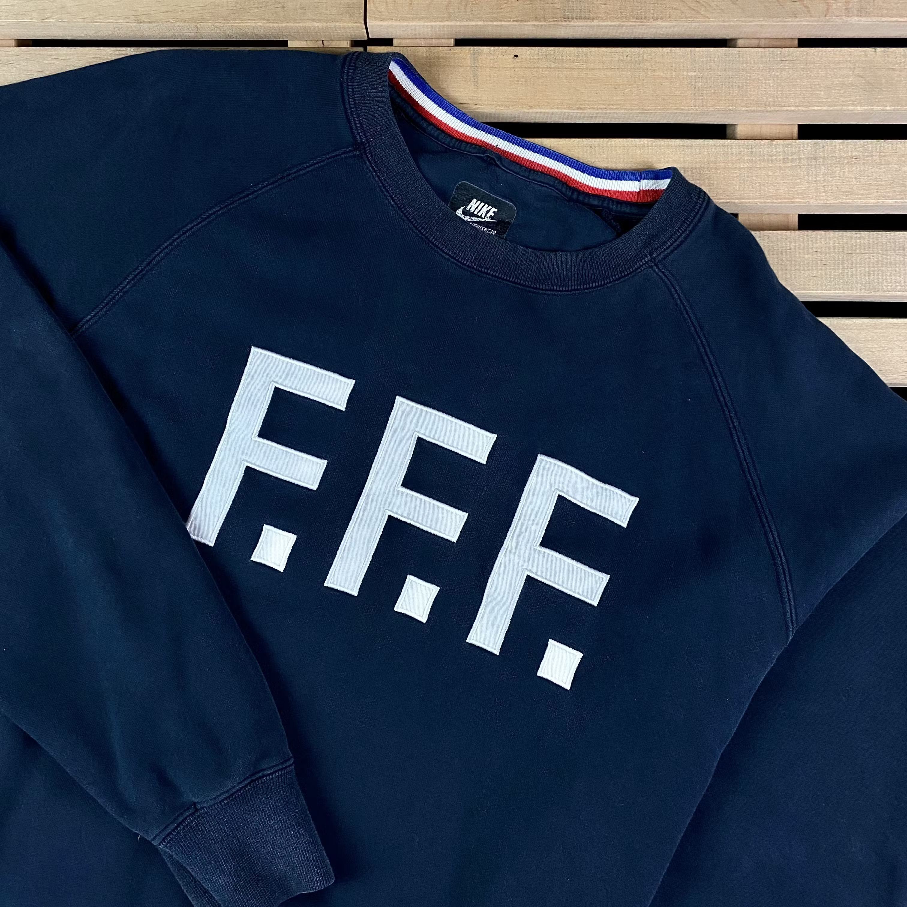 Nike × Vintage Mens Sweatshirt Nike Vintage Size L Size US L / EU 52-54 / 3 - 2 Thumbnail