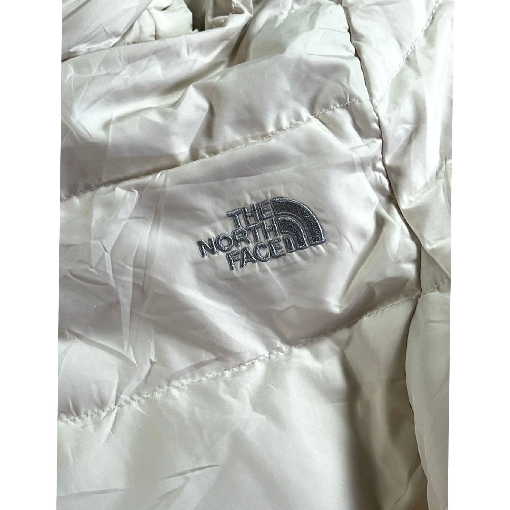 The North Face The North Face Puffer Jacket Women Small Cream Hooded Elastic Waist Quilted Zip Size S / US 4 / IT 40 - 3 Thumbnail