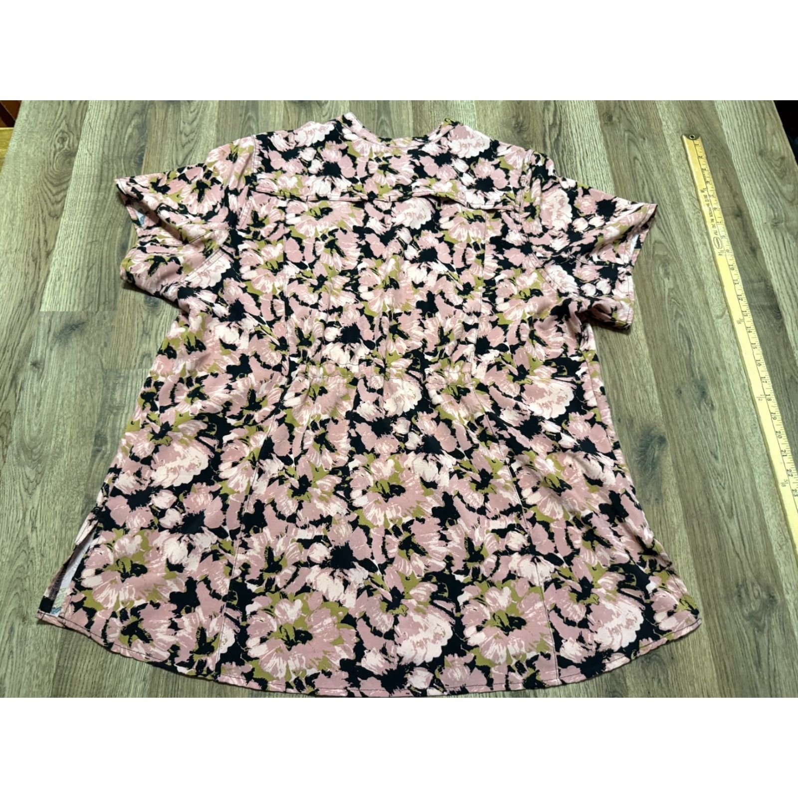 Carhartt Carhartt Shirt Women's 2XL Pink Brown Black Floral 1/4 Buttons Size XXL / US 16-18 / IT 52-54 - 2 Thumbnail