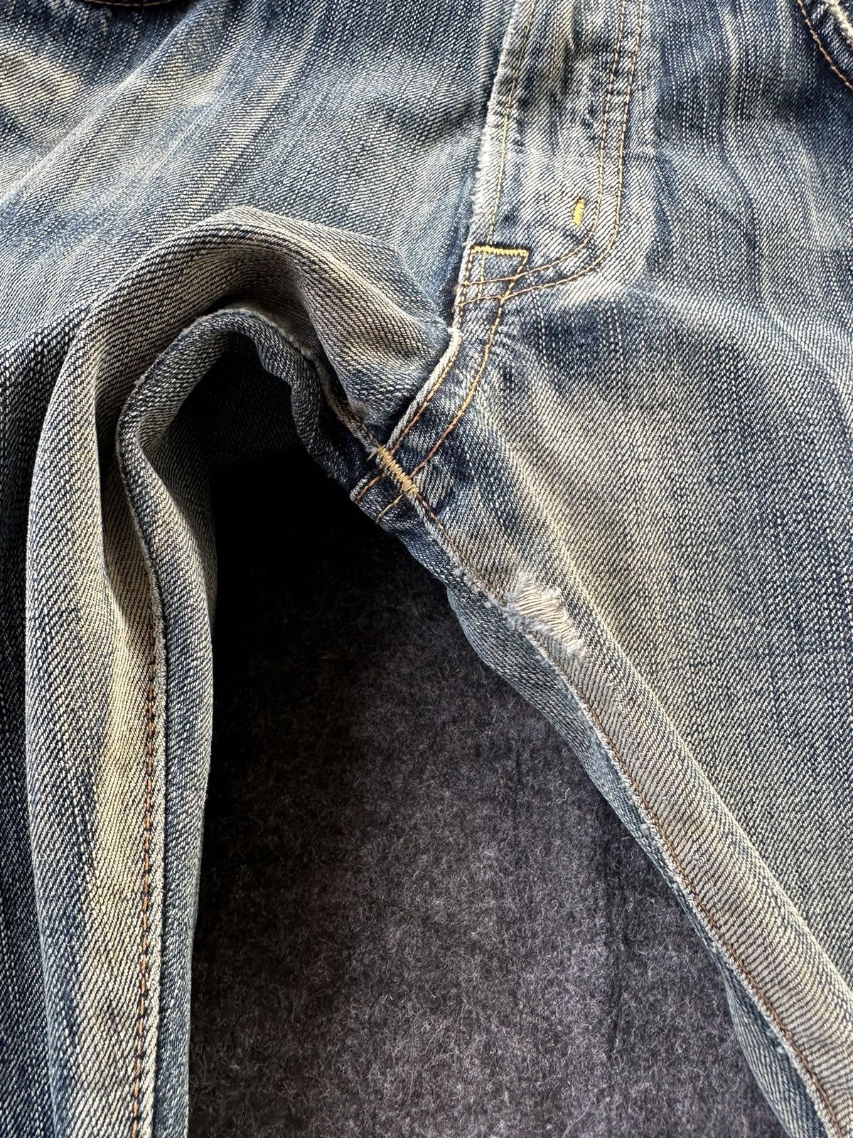 Edwin Vintage Edwin 504 Faded Washed Denim 32x32 D326 Size US 32 / EU 48 - 13 Thumbnail