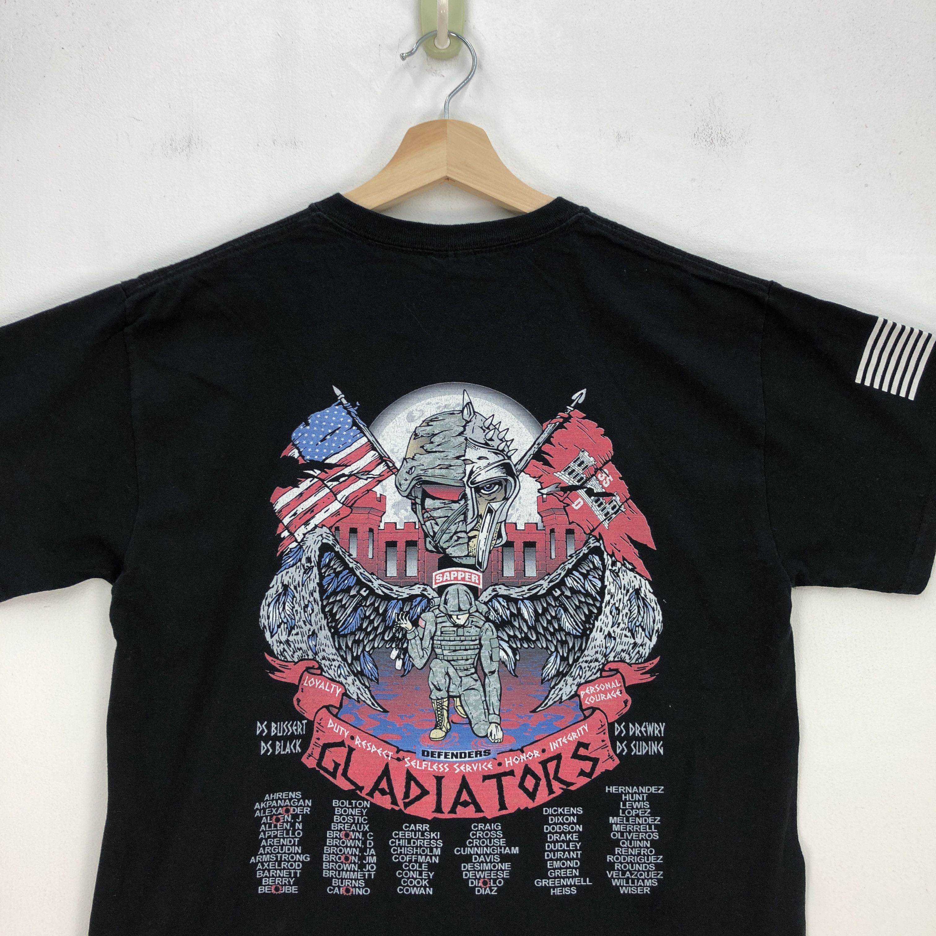 Vintage Vintage Gladiators T Shirt Dessert Gladiators Tour Tee Size US S / EU 44-46 / 1 - 3 Thumbnail