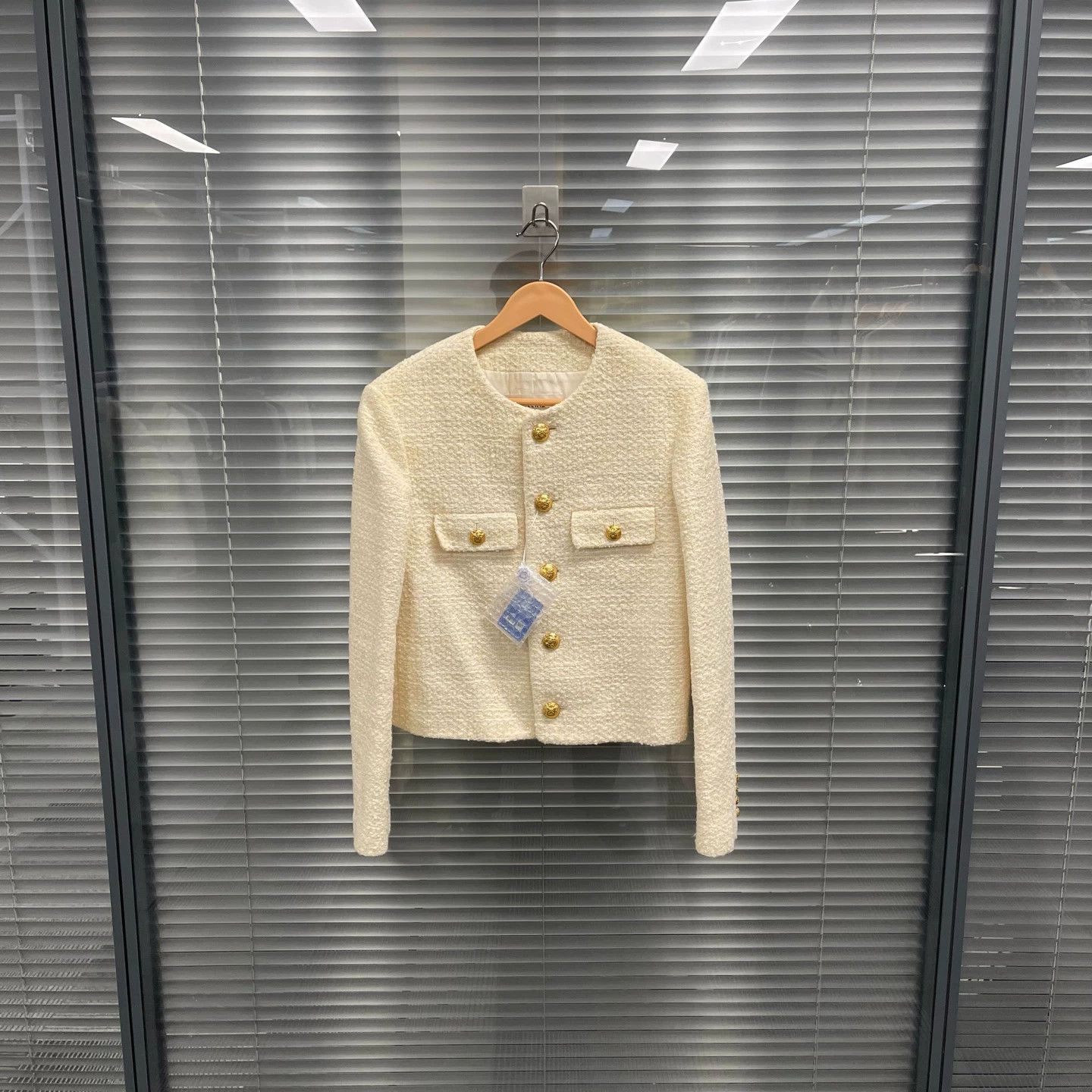 Celine Celine gold button tweed jacket 36 new w/ dust bag Size XS / US 0-2 / IT 36-38 - 1 Thumbnail