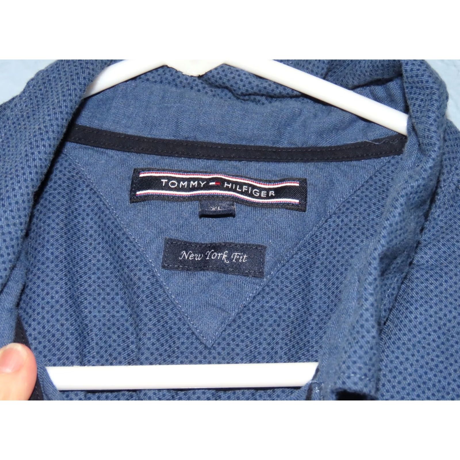 Tommy Hilfiger Tommy Hilfiger Shirt Men XL Blue Polka Dot Long Sleeve Button-Down Casual Regular Fit Cotton Flannel Size US XL / EU 56 / 4 - 4 Thumbnail