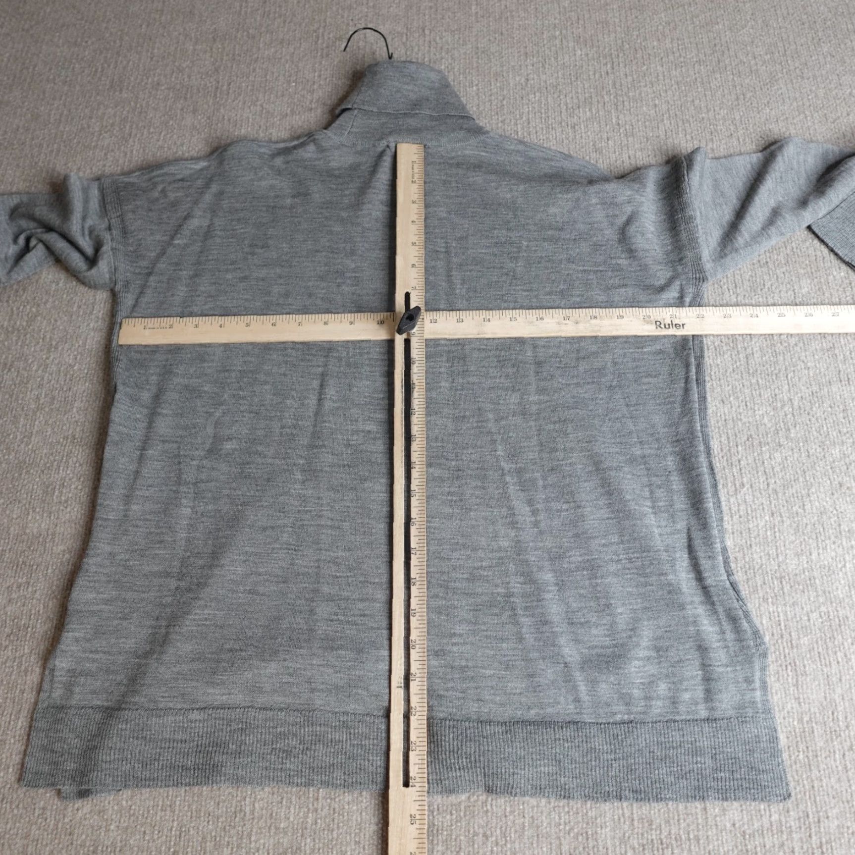 J.Crew J.Crew Sweater Women's Small Gray Turtleneck Merino Wool Pullover Long Sleeve Slits H1610 NEW READ Size S / US 4 / IT 40 - 6 Thumbnail