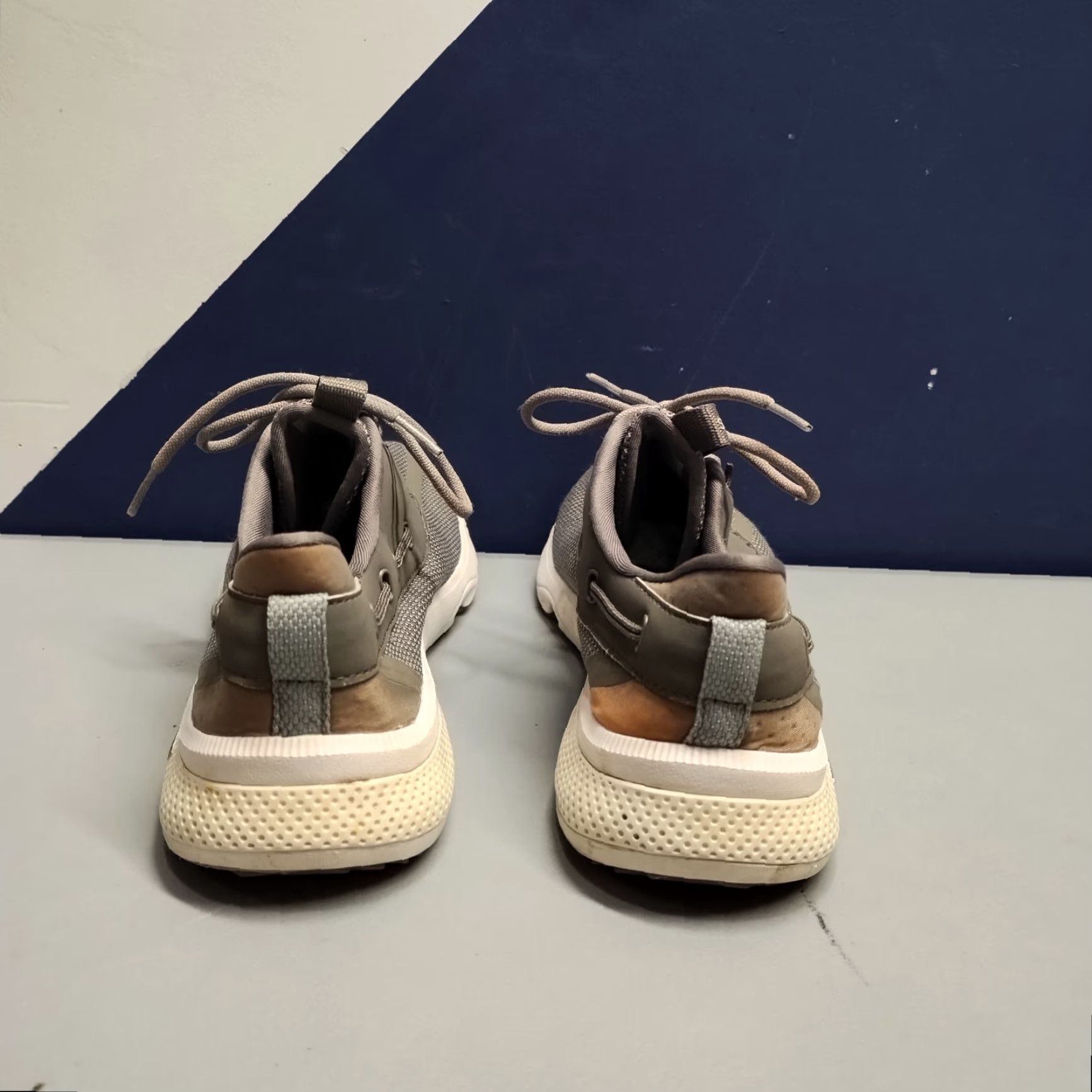 Sperry Sperry Athletic Sneakers Womens Size 10 Gray White Fabric Round Toe STS98968 Size US 10 / IT 40 - 4 Thumbnail