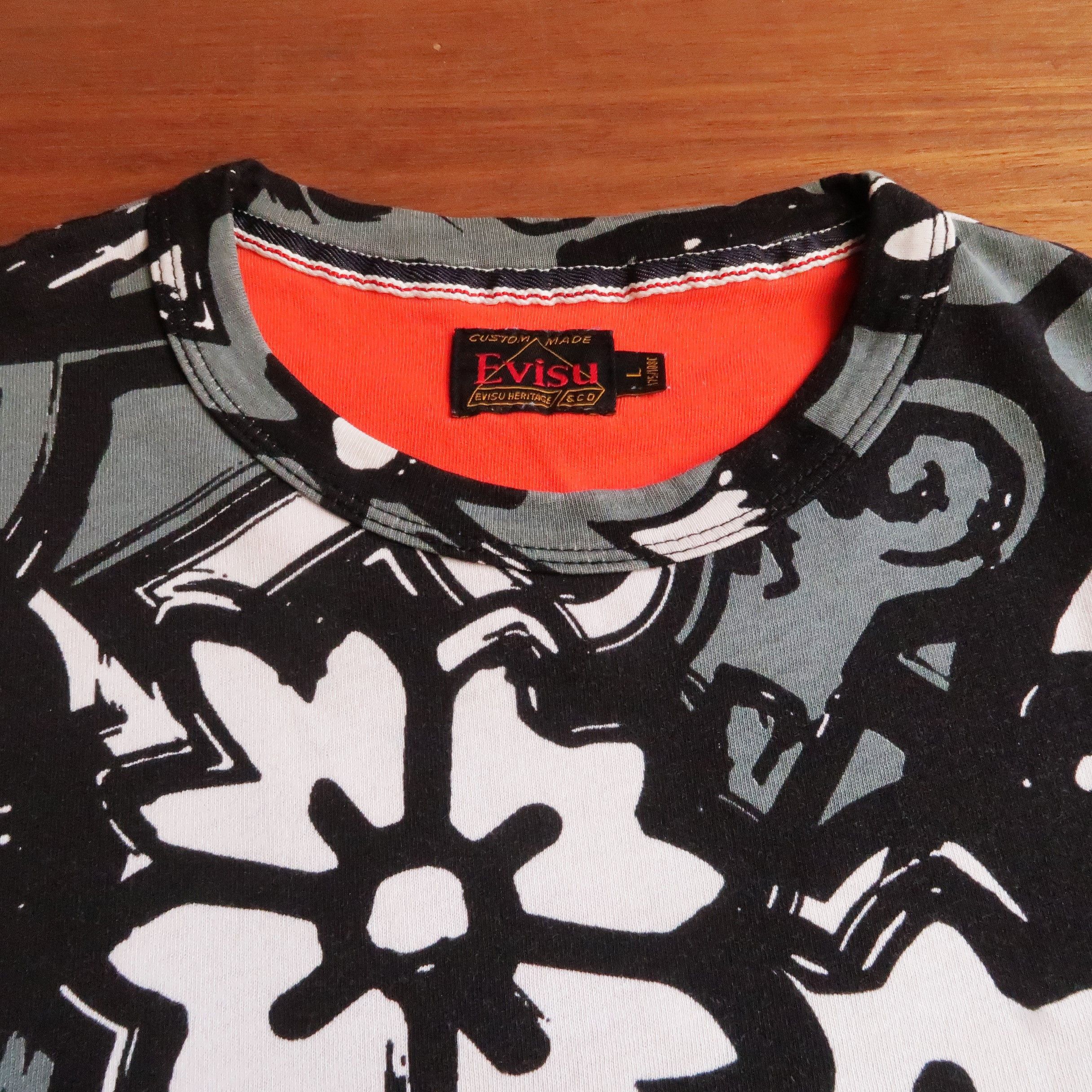 Evisu 90s Evisu Custom Made AOP Kanji Hiragana Tee Size US L / EU 52-54 / 3 - 3 Thumbnail