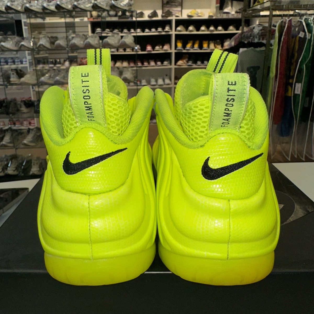 Nike Size 10 - Nike Air Foamposite Pro Volt 2014 624041-700 Size US 10 / EU 43 - 3 Thumbnail