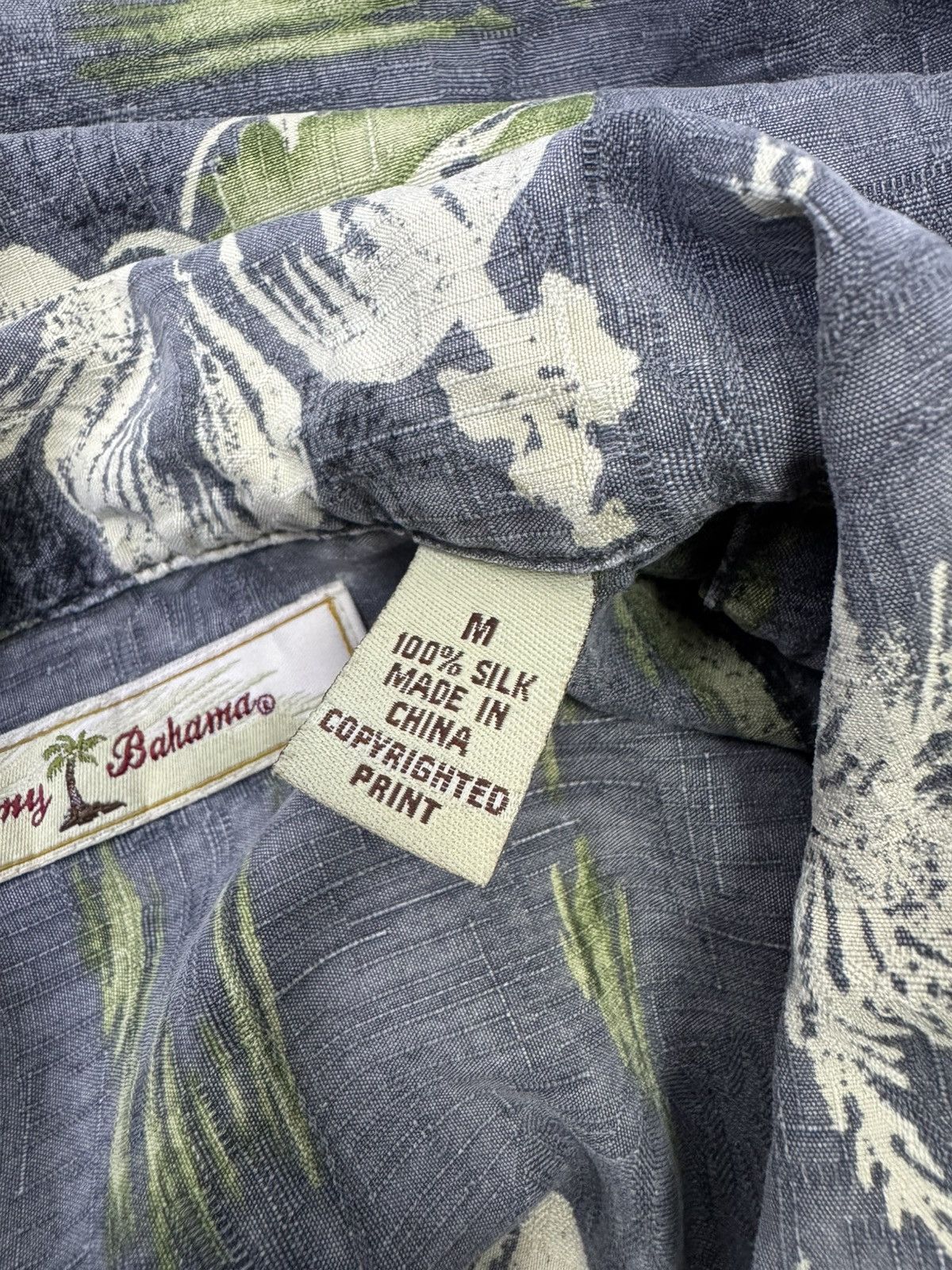 Tommy Bahama Tommy Bahama Hawaii Button Up overprint Shirt Size US M / EU 48-50 / 2 - 8 Thumbnail