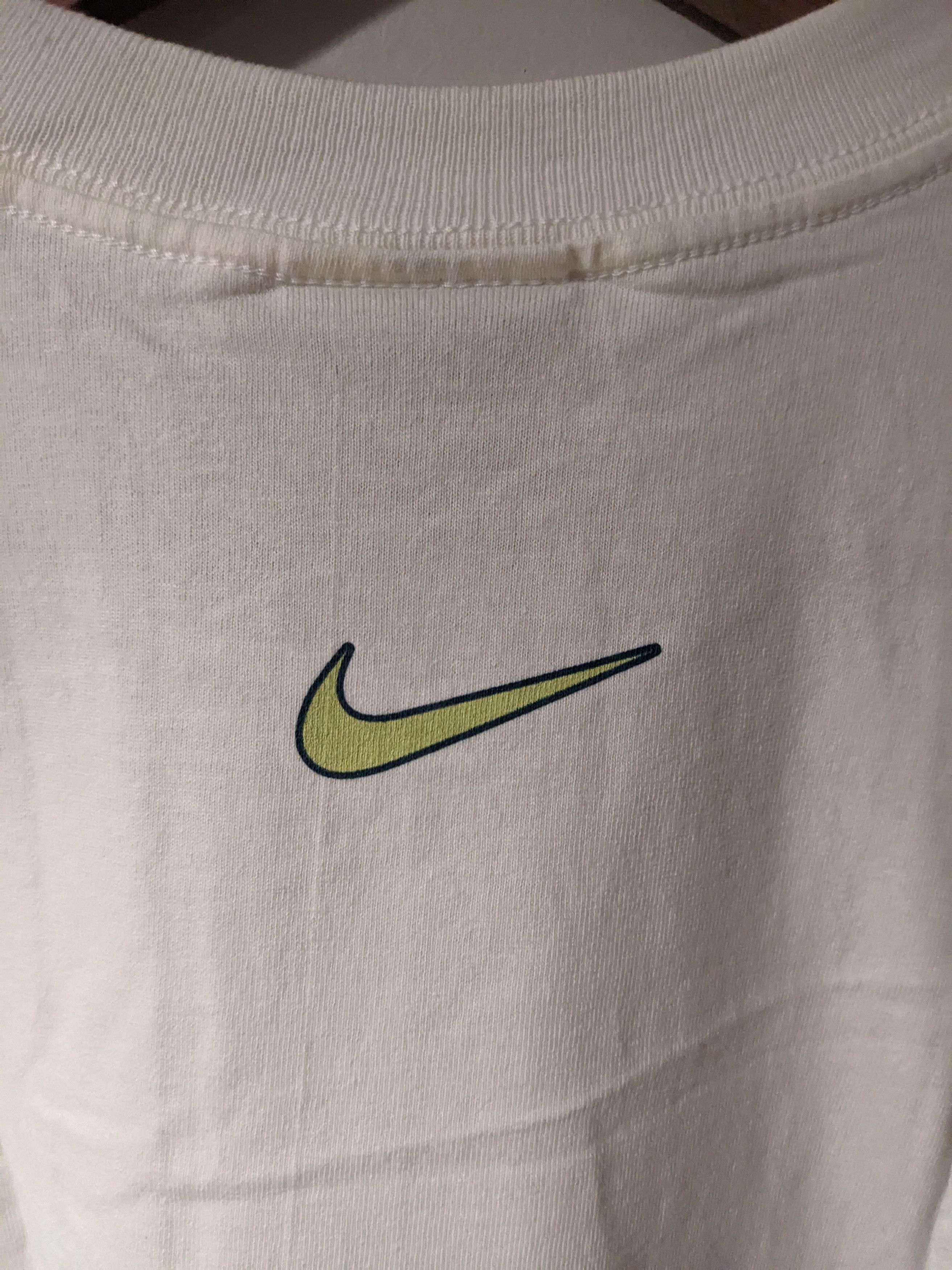 Nike × Vintage Vintage 90s Nike Arch Swoosh White Large T-Shirt Size US L / EU 52-54 / 3 - 11 Thumbnail