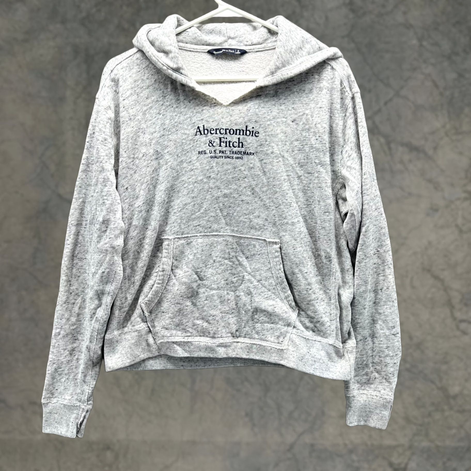 Abercrombie & Fitch Abercrombie & Fitch Sweater Women Small Hooded Pullover Fleece Gray Size S / US 4 / IT 40 - 1 Thumbnail