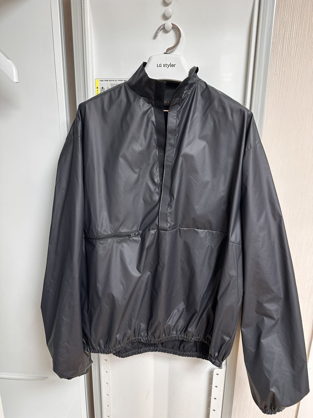 Yeezy Yeezy season 3 packable windbreake Size US S / EU 44-46 / 1 - 1 Thumbnail