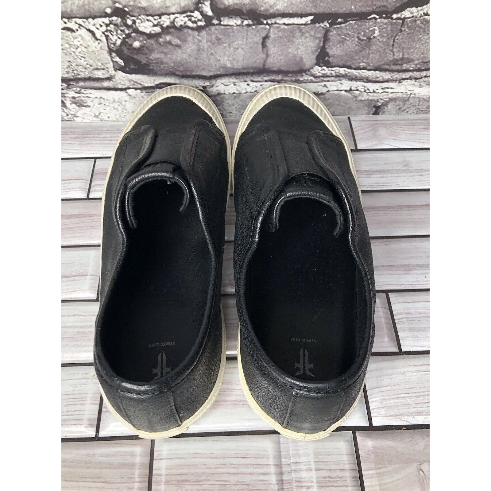 Frye Frye Black Leather Slip On Comfort Casual Sneakers Shoes Wom Size US 7 / IT 37 - 5 Thumbnail