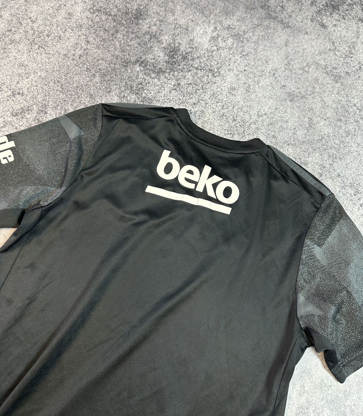 Adidas Adidas Beshiktash Vodafone Soccer Jersey Turkey Blokecore L Size US L / EU 52-54 / 3 - 5 Thumbnail